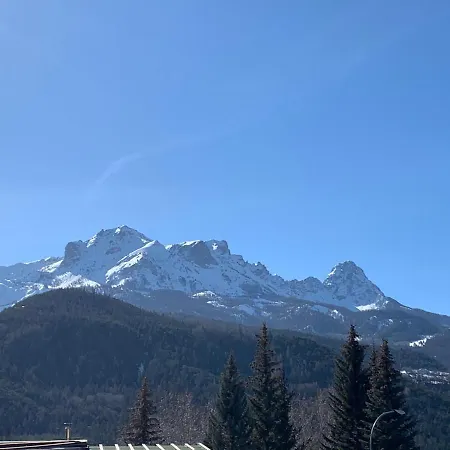 公寓 Location Avec Jardin