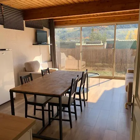 Location Avec Jardin 巴斯洛内特